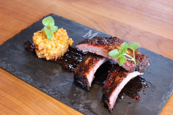 Ribs grillen auf dem Kamado Grill