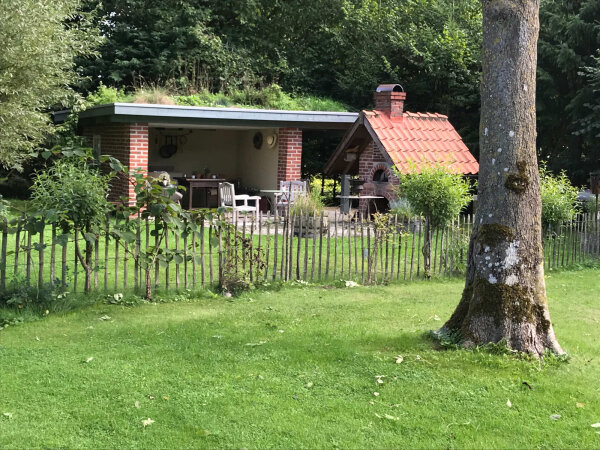 Kleine Grillstation Mit Fire Magic In Gartenlaube