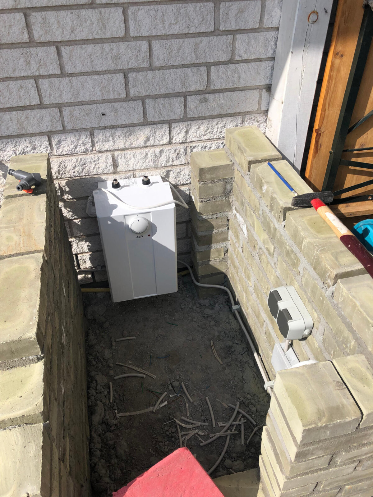 Outdoor Küche aus Backsteinen